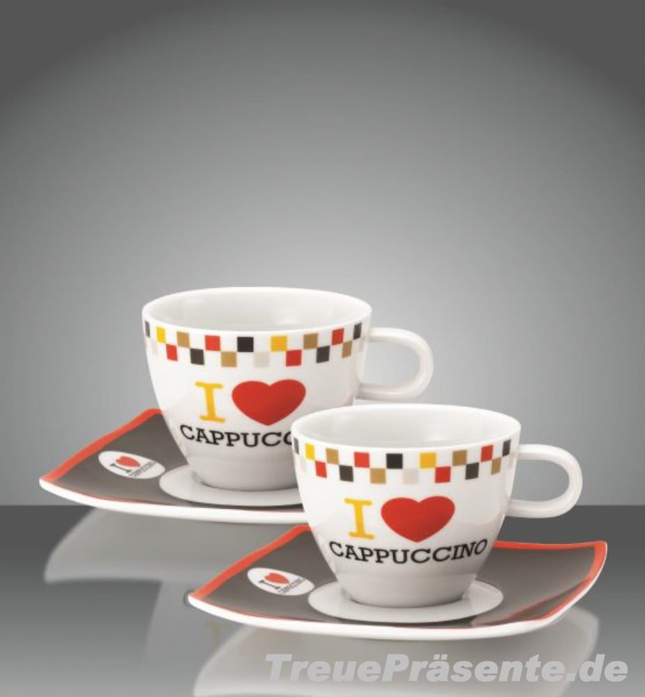 Cappuccino-Tassen mit Herz